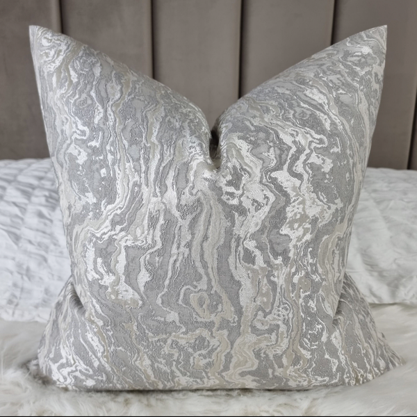 Luxury  Formation Canyon in Silver / Taupe Cushion Cover