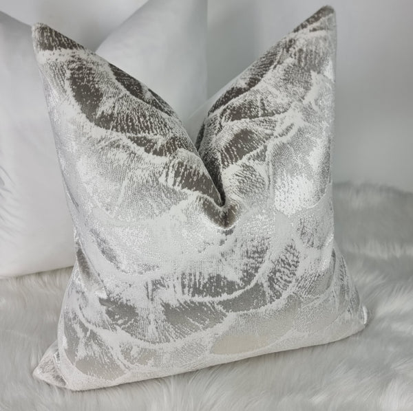 Jarden Pearl Luxury Handmade Cushion Cover